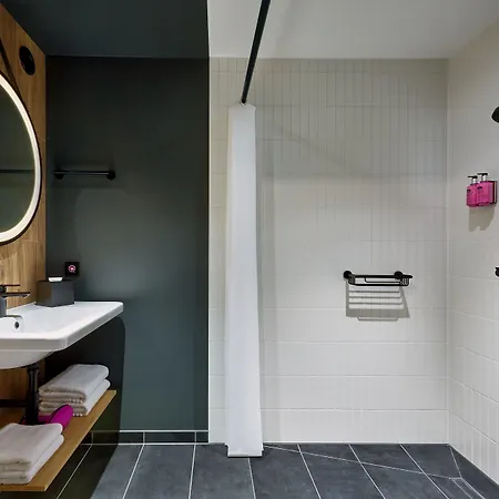 מלון Moxy קרלסרוהה