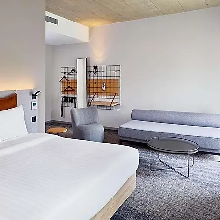 Hotel Moxy
